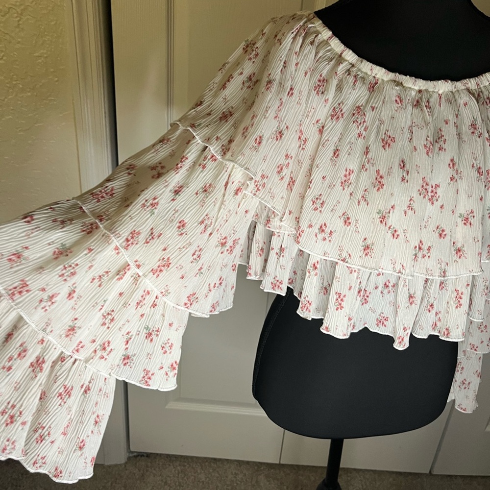 Mable White Pink Tiered Floral Peasant Crop Top Bell Sleeve Coquette Romantic L
